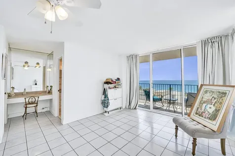 2101 S Ocean Drive Hollywood FL 33019