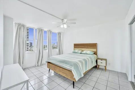 2101 S Ocean Drive Hollywood FL 33019