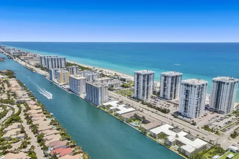 2101 S Ocean Drive Hollywood FL 33019