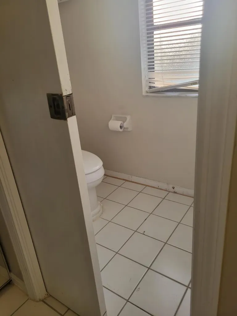 903 SE Camelot Gardens Boulevard SE Port St Lucie FL 34952