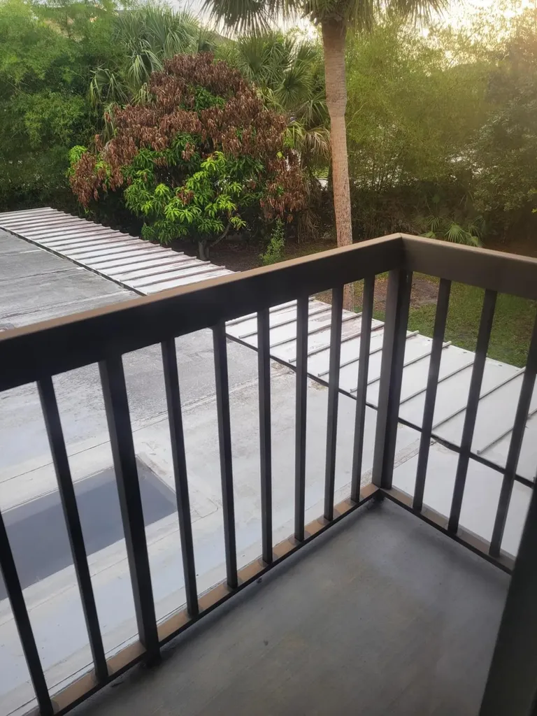 903 SE Camelot Gardens Boulevard SE Port St Lucie FL 34952