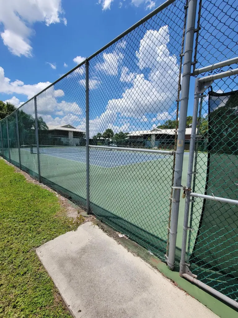 903 SE Camelot Gardens Boulevard SE Port St Lucie FL 34952