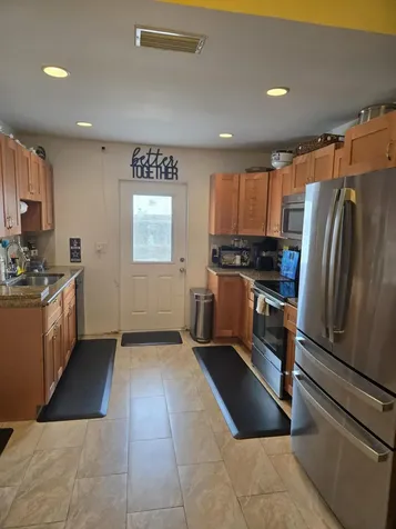 1402 Denlow Lane Royal Palm Beach FL 33411