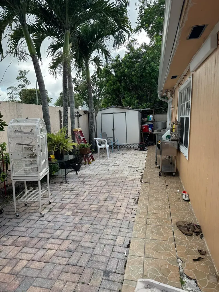 966 Sumter Road E West Palm Beach FL 33415