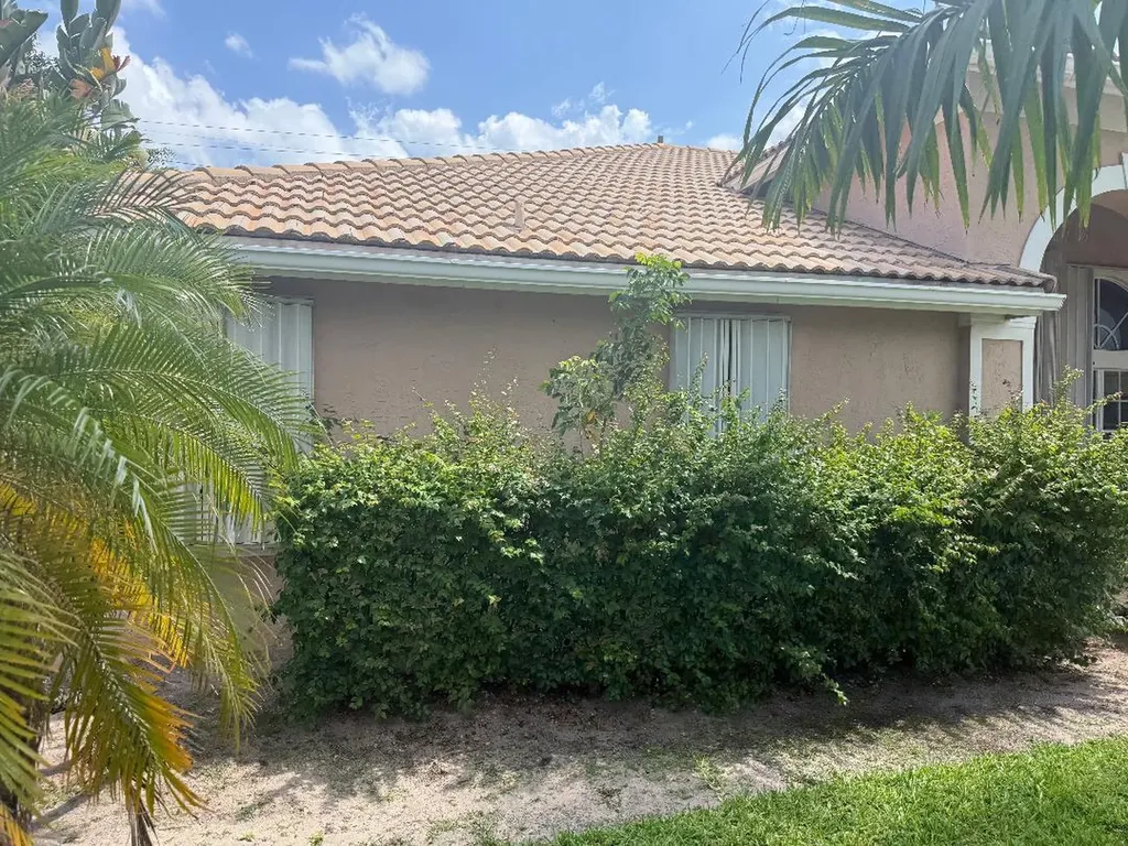 4862 Cypress Drive S Boynton Beach FL 33436