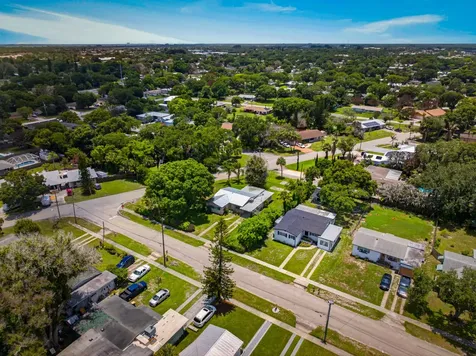 1105 Jasmine Avenue Fort Pierce FL 34982