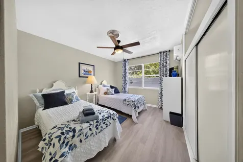 1105 Jasmine Avenue Fort Pierce FL 34982
