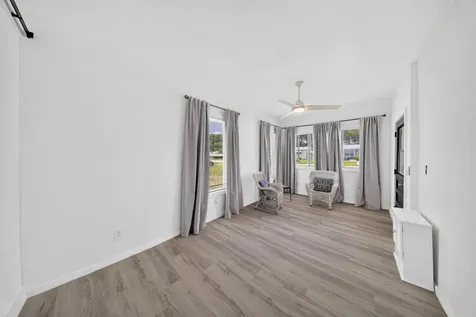 1105 Jasmine Avenue Fort Pierce FL 34982