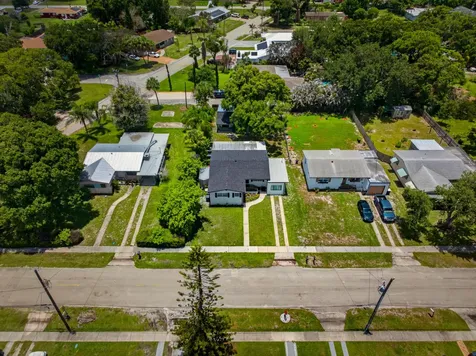 1105 Jasmine Avenue Fort Pierce FL 34982