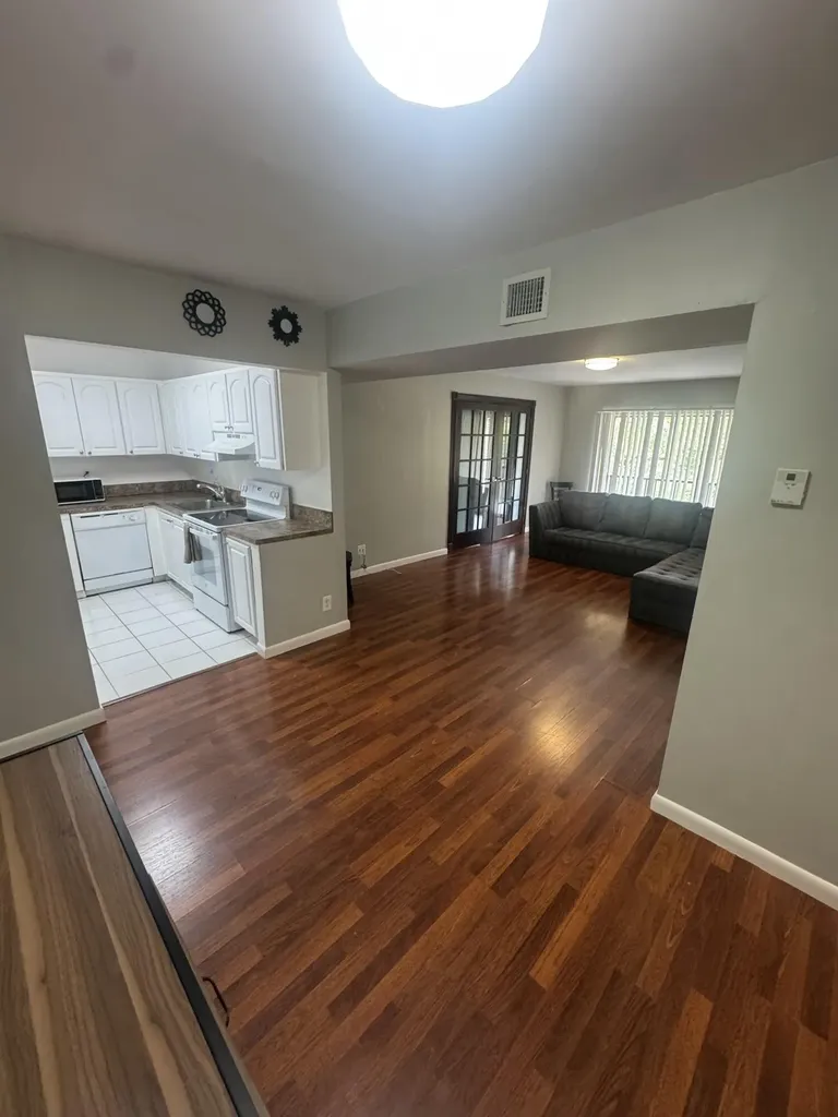 480 NW 20th Street Boca Raton FL 33431