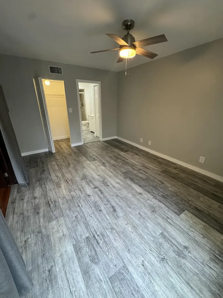 480 NW 20th Street Boca Raton FL 33431