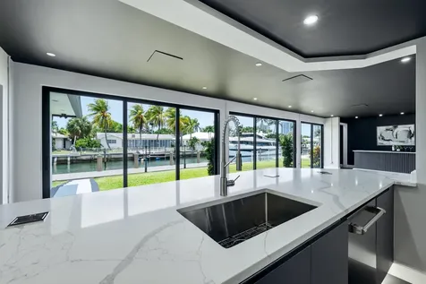 1170 Fairview Lane Singer Island FL 33404