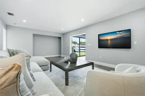1170 Fairview Lane Singer Island FL 33404
