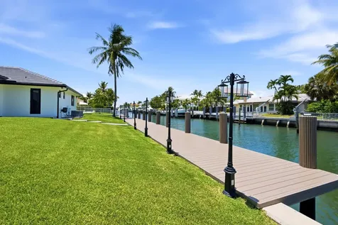 1170 Fairview Lane Singer Island FL 33404