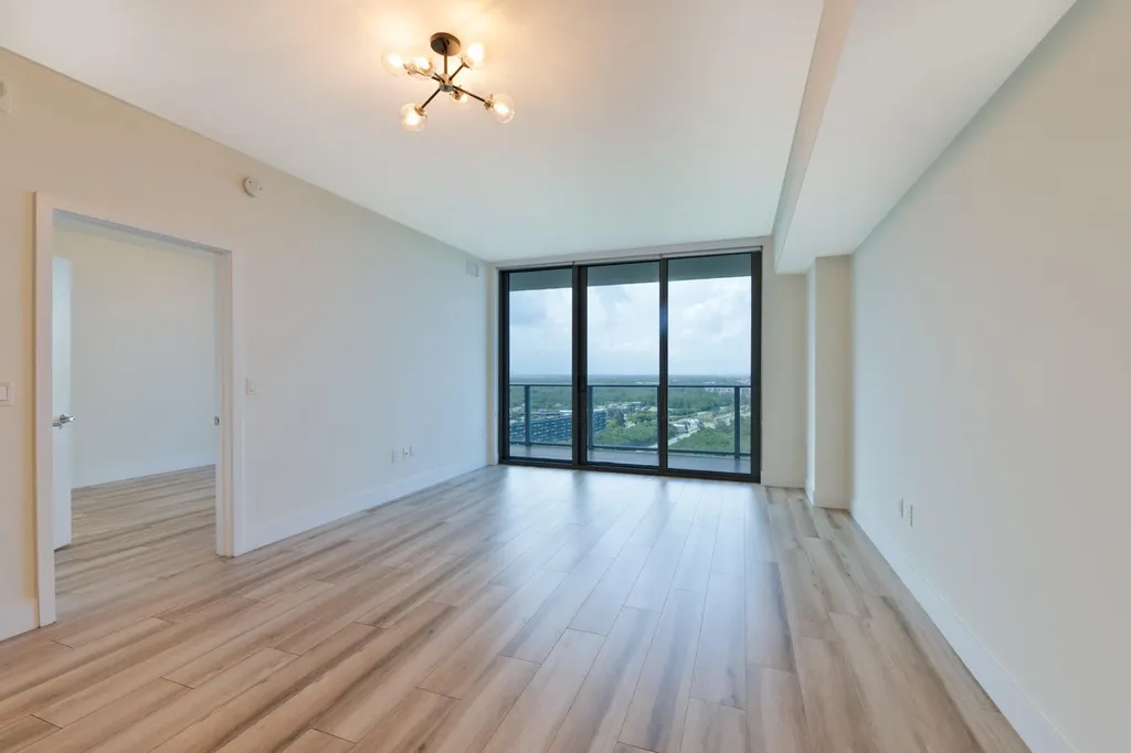 16385 Biscayne Boulevard North Miami Beach FL 33160