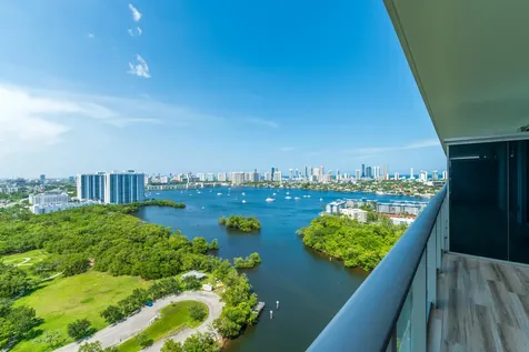 16385 Biscayne Boulevard North Miami Beach FL 33160