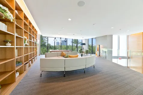 16385 Biscayne Boulevard North Miami Beach FL 33160