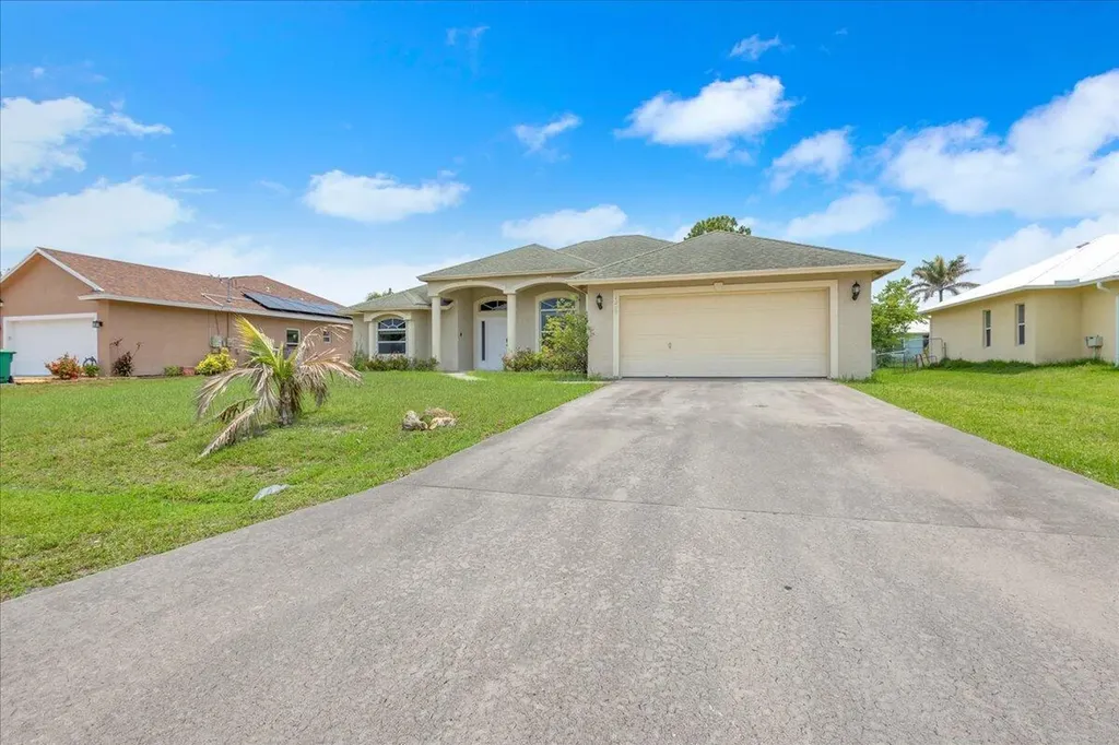 1250 SW Patricia Avenue Port St Lucie FL 34953