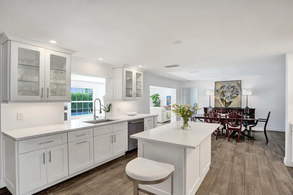 4240 NE 28th Avenue Fort Lauderdale FL 33308
