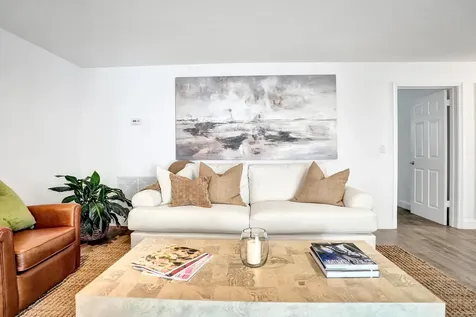 4240 NE 28th Avenue Fort Lauderdale FL 33308