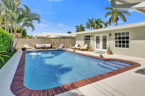 4240 NE 28th Avenue Fort Lauderdale FL 33308