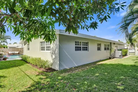 4240 NE 28th Avenue Fort Lauderdale FL 33308