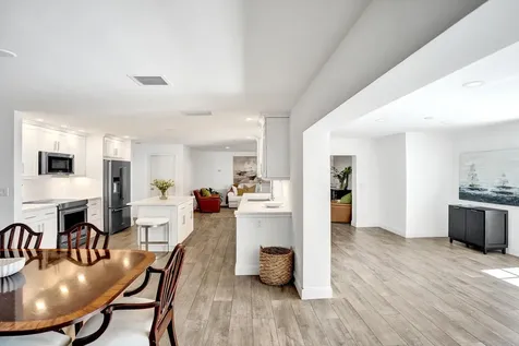 4240 NE 28th Avenue Fort Lauderdale FL 33308