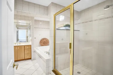 4240 NE 28th Avenue Fort Lauderdale FL 33308