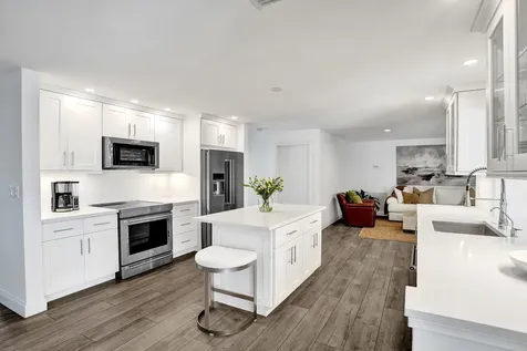 4240 NE 28th Avenue Fort Lauderdale FL 33308