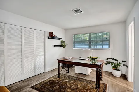 4240 NE 28th Avenue Fort Lauderdale FL 33308