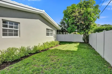 4240 NE 28th Avenue Fort Lauderdale FL 33308