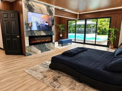 10831 SW 51st Court Davie FL 33328