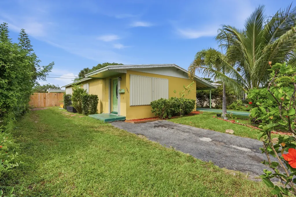 1350 8th Street West Palm Beach FL 33401