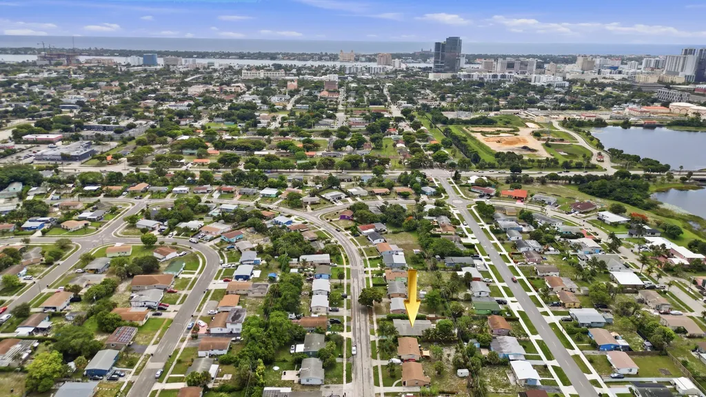 1350 8th Street West Palm Beach FL 33401