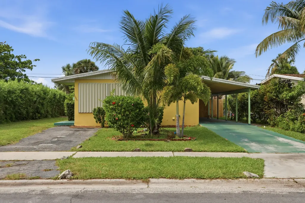 1350 8th Street West Palm Beach FL 33401