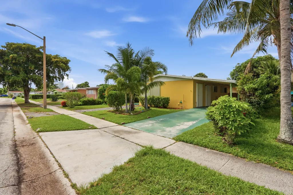 1350 8th Street West Palm Beach FL 33401