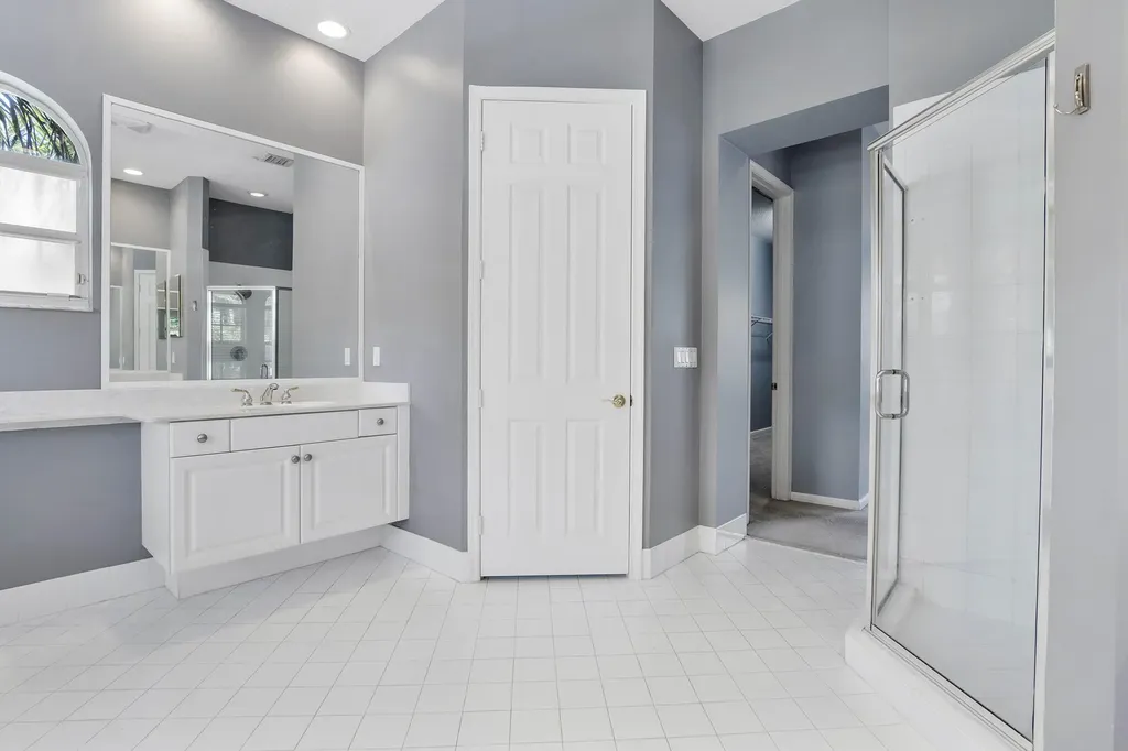 6370 Stonehurst Circle Lake Worth FL 33467