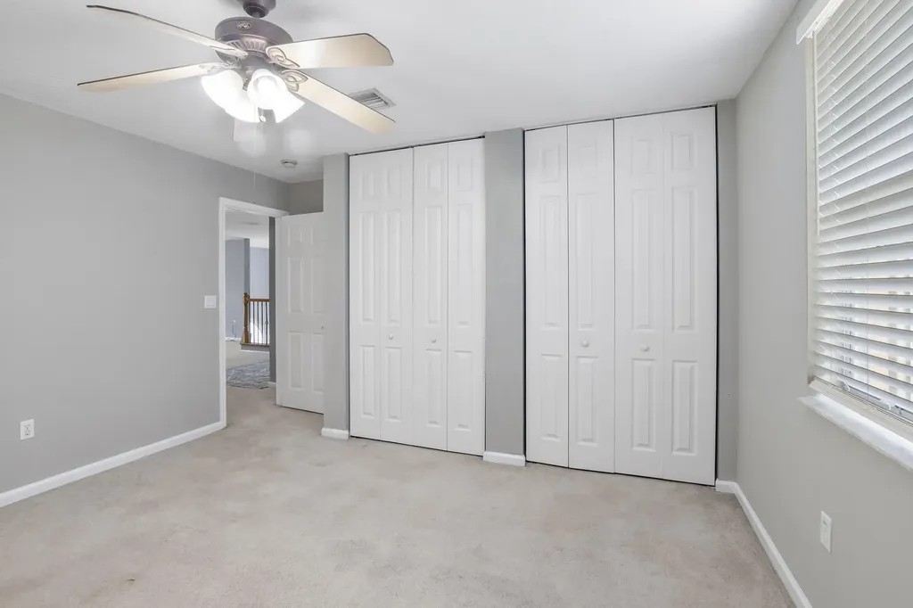 6370 Stonehurst Lake Worth FL 33467