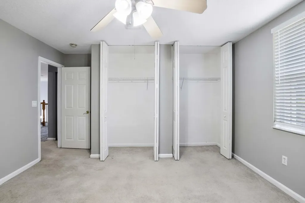 6370 Stonehurst Lake Worth FL 33467
