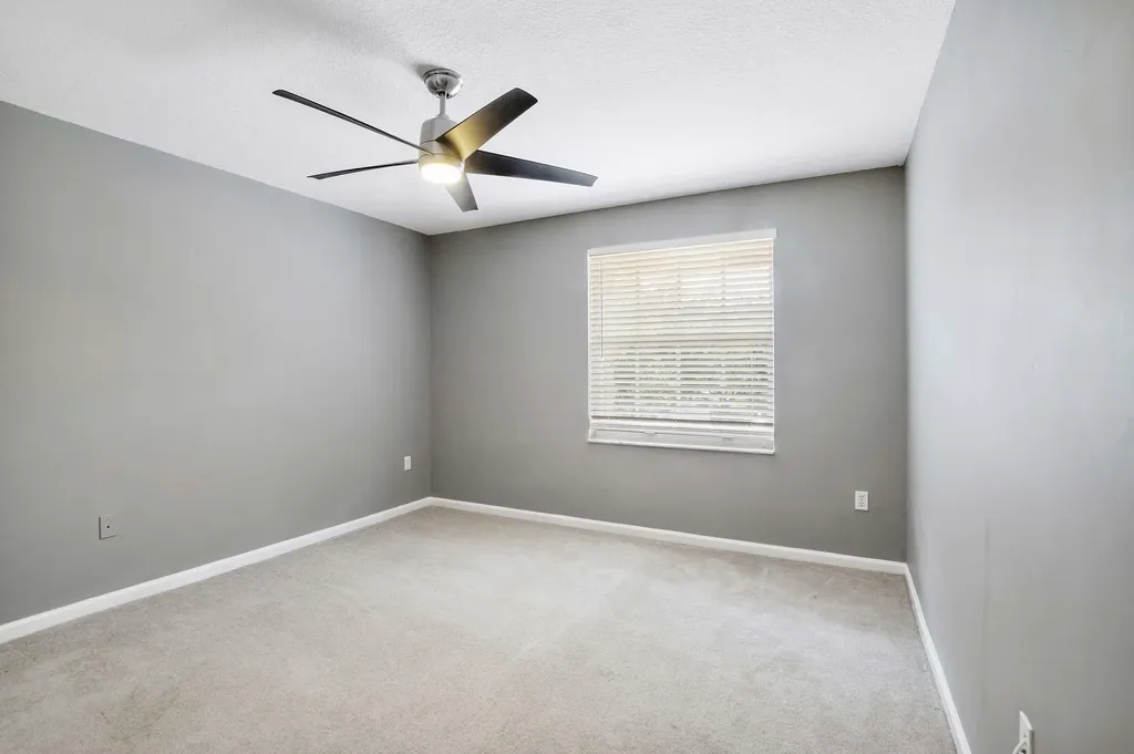6370 Stonehurst Circle Lake Worth FL 33467