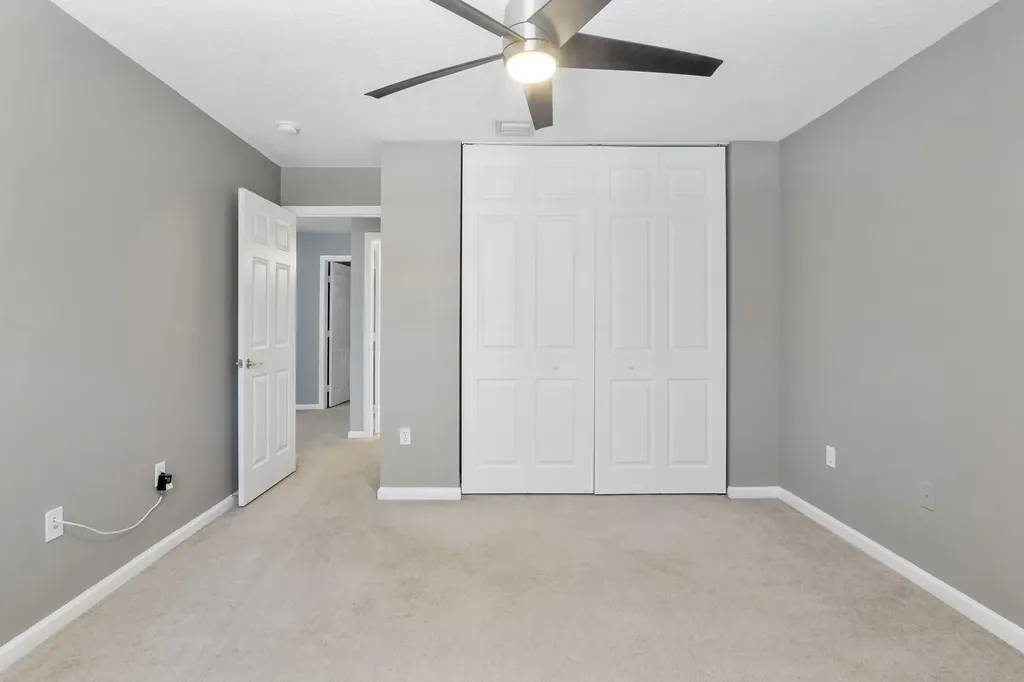 6370 Stonehurst Circle Lake Worth FL 33467