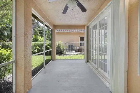 6370 Stonehurst Circle Lake Worth FL 33467