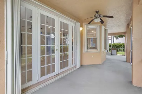 6370 Stonehurst Circle Lake Worth FL 33467