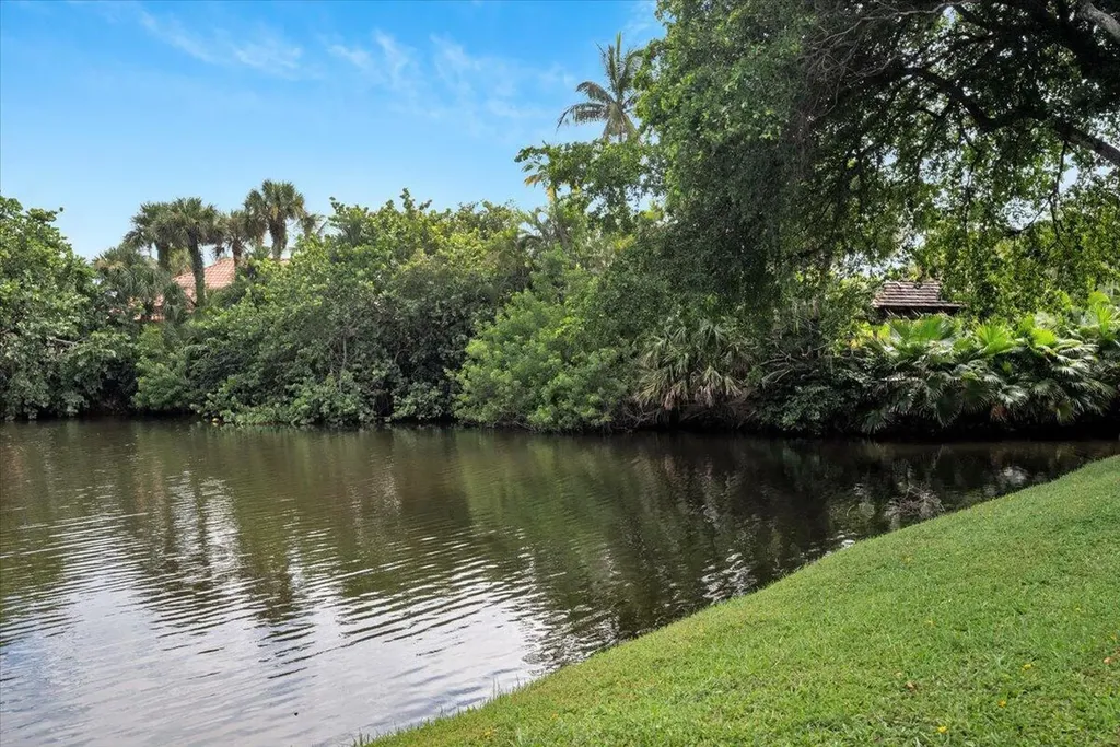 1605 S Us Highway 1 Jupiter FL 33477
