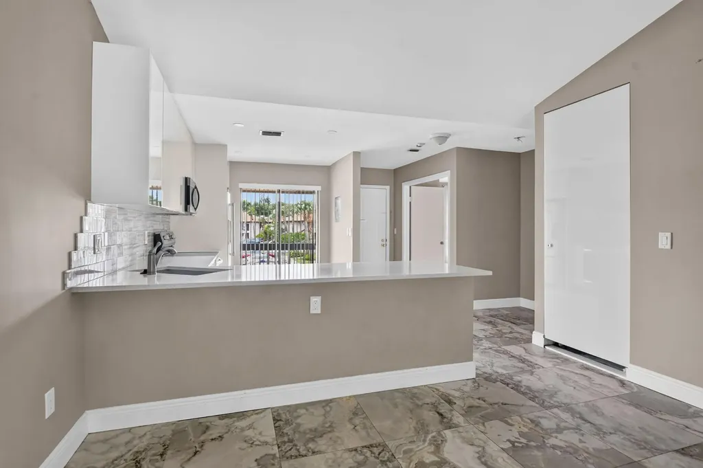 301 Club Circle Boca Raton FL 33487