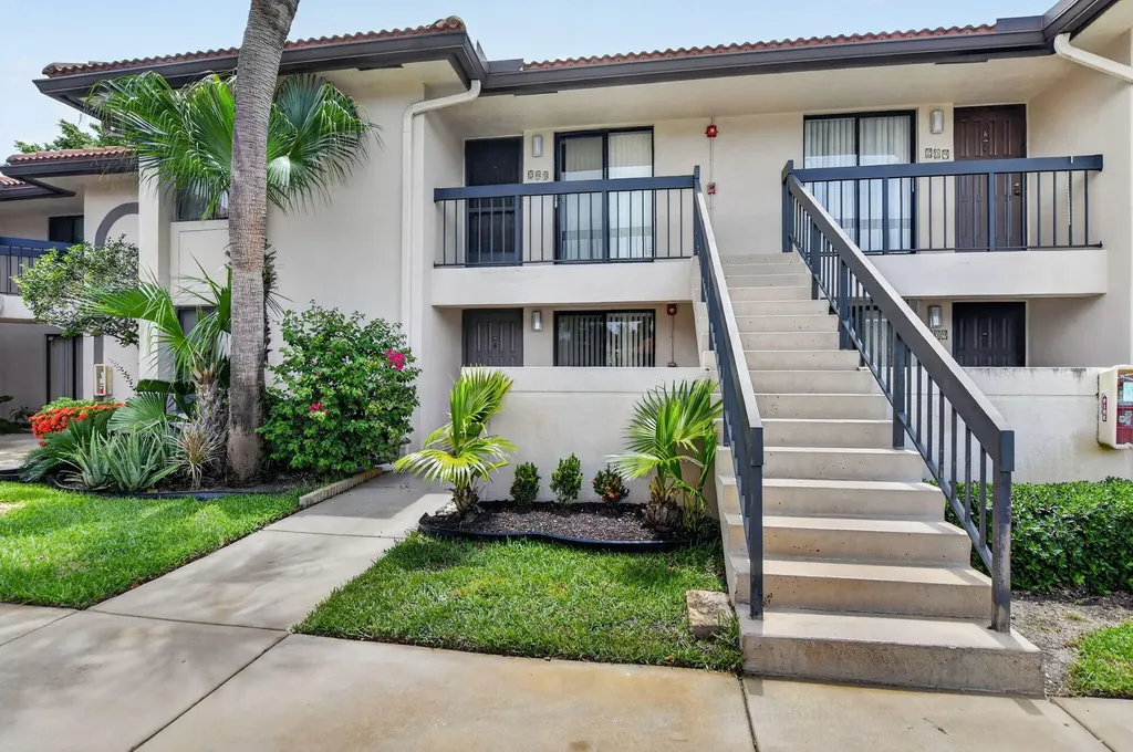 301 Club Circle Boca Raton FL 33487