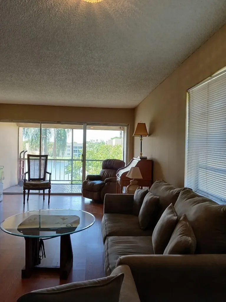6161 NW 57th Court Tamarac FL 33319