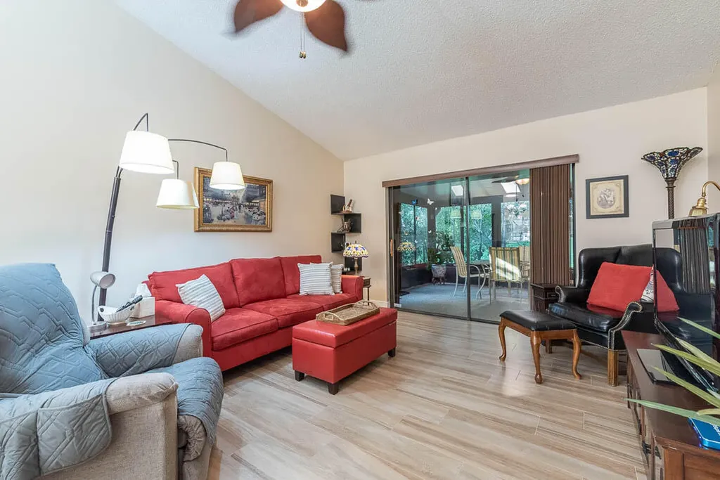 10860 Stafford Circle N Boynton Beach FL 33436