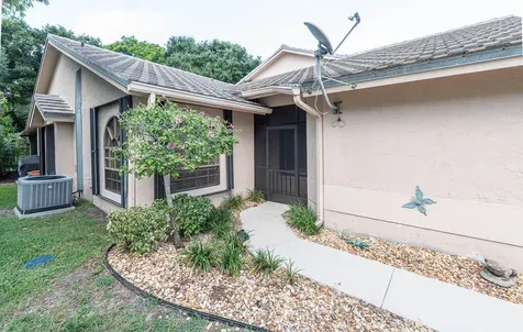 10860 Stafford Circle N Boynton Beach FL 33436