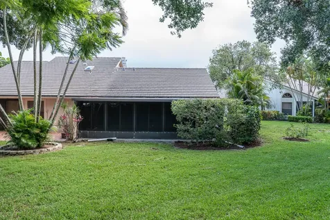 10860 Stafford Circle N Boynton Beach FL 33436